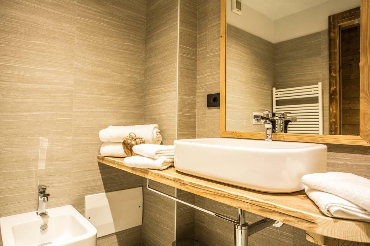 Alpine Rooms Guesthouse ブレウイル・チェルヴィナイア エクステリア 写真