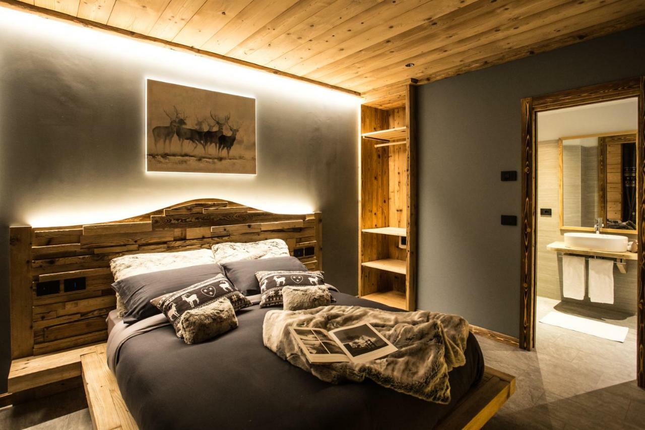 Alpine Rooms Guesthouse ブレウイル・チェルヴィナイア エクステリア 写真