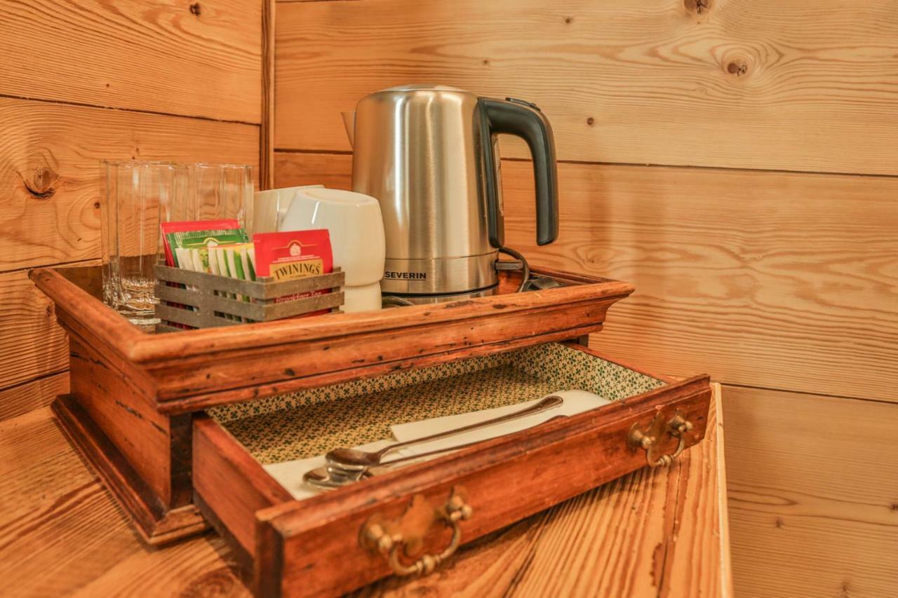Alpine Rooms Guesthouse ブレウイル・チェルヴィナイア エクステリア 写真