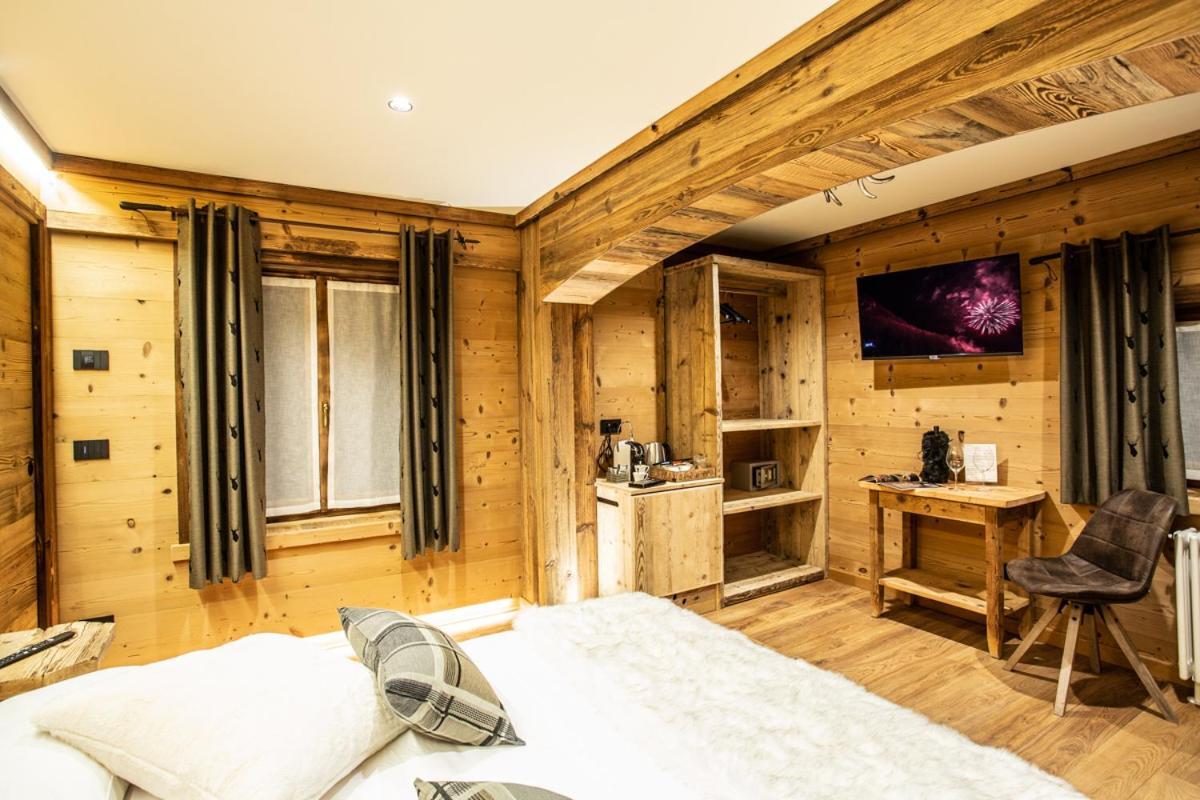 Alpine Rooms Guesthouse ブレウイル・チェルヴィナイア エクステリア 写真